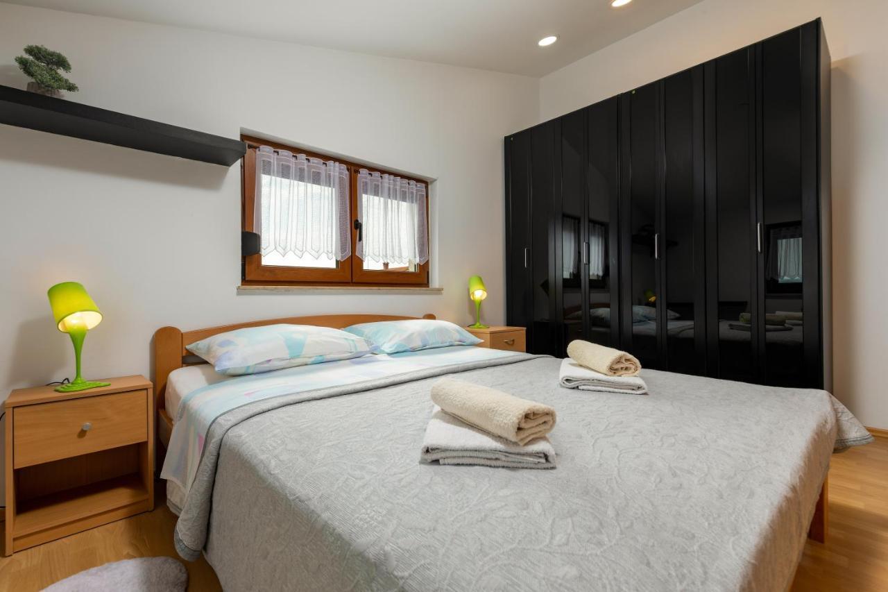 Apartments Kristina Ρόβινι Εξωτερικό φωτογραφία