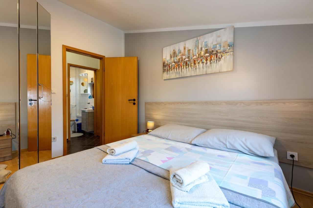 Apartments Kristina Ρόβινι Εξωτερικό φωτογραφία