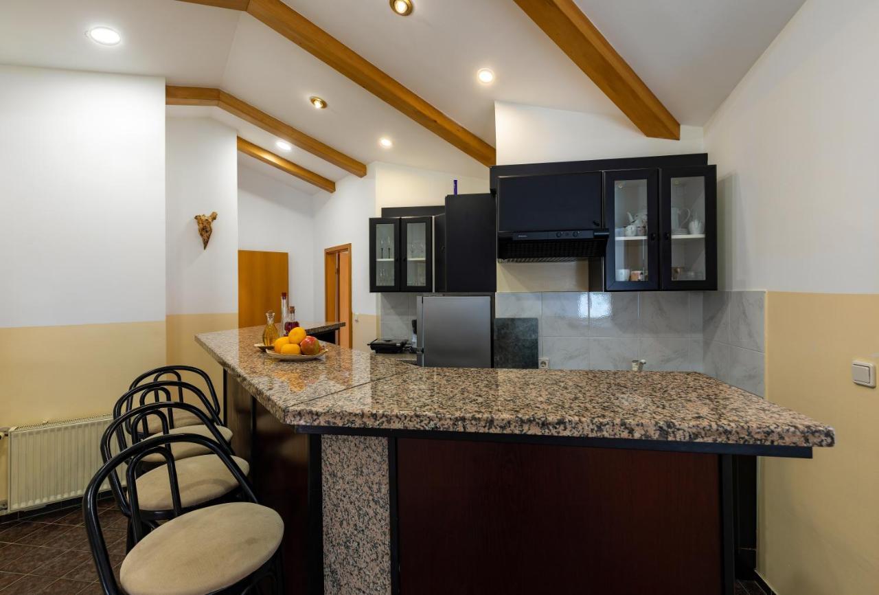 Apartments Kristina Ρόβινι Εξωτερικό φωτογραφία